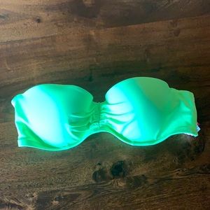 VS - Fluorescent green bandeau top